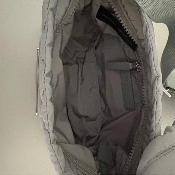 Marc Jacob’s crossbody - Picture 4 of 7